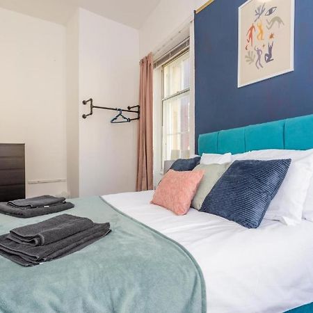 Newcastle'S Most Central Apartment - Sleeps 10 エクステリア 写真