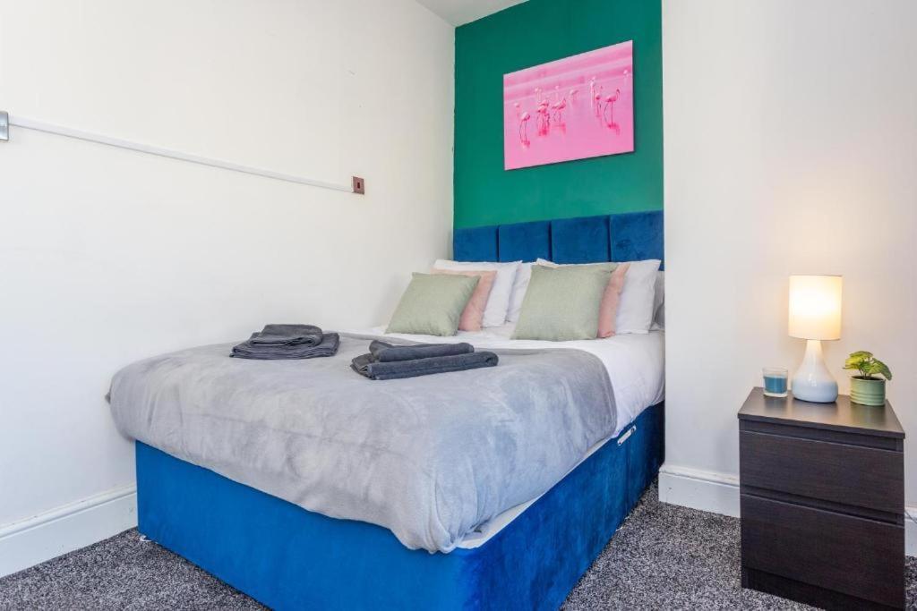 Newcastle'S Most Central Apartment - Sleeps 10 エクステリア 写真