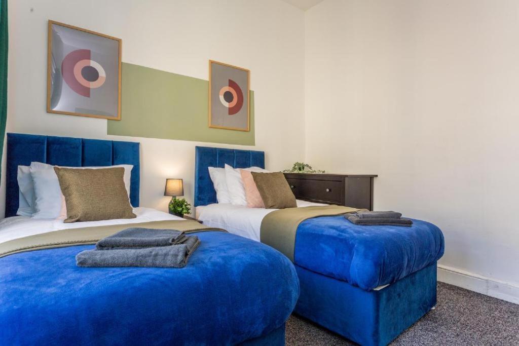 Newcastle'S Most Central Apartment - Sleeps 10 エクステリア 写真