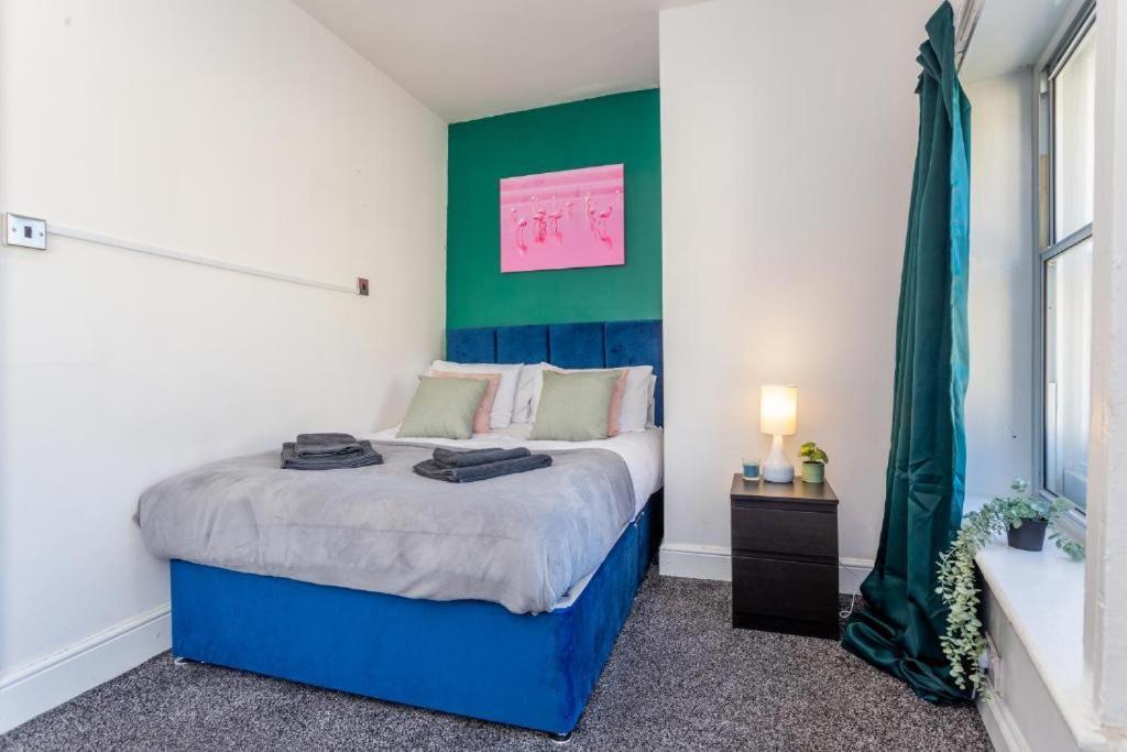 Newcastle'S Most Central Apartment - Sleeps 10 エクステリア 写真